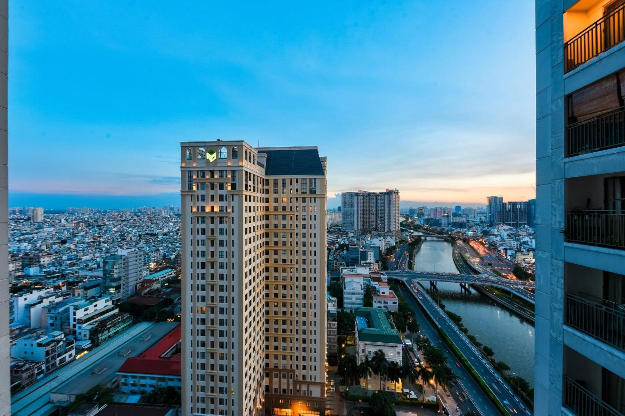 April Apartment Ho Chi Minh City Exterior photo
